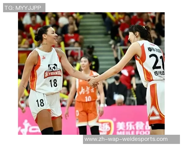 内蒙古女篮与武汉女篮激战正酣谁能在赛场上笑到最后